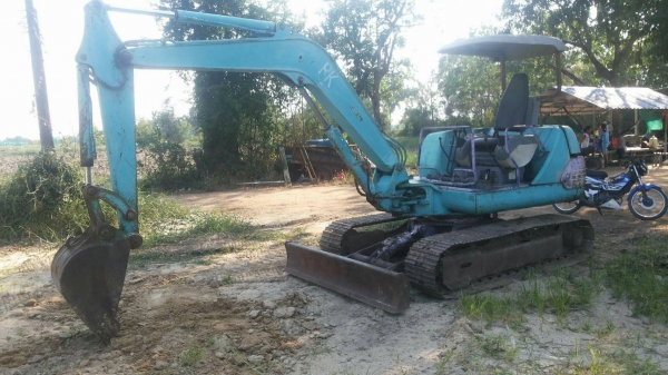 ขายรถแบคโฮ KOMATSU PC40-7 ราคา 325000