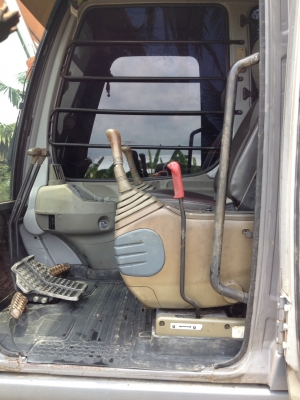 รถบ้านฝากขายจ้า..HITACHI  EX120-5  เก่าใน  สภาพดี  แทรคใหญ่  70  ปลายยาวพิเศษ  4,XXX  ชั่วโมง  เครื่องปั๊มดี  เอกสารอินวอยครบ  โทร 089-3818694  ดวงนภา