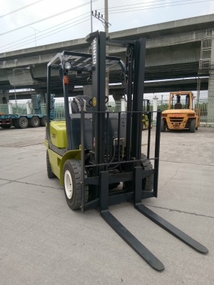 FORKLIFT CQ200 FORKLIFT CQ200
