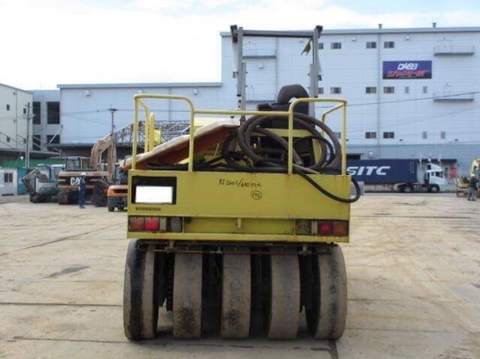 ขายรถบด 9 ล้อ HITACHI RT200-C FROM JAPAN พร้อมใช้งาน ติดต่อ 063-9316985 ID L INE : 0639316985 ครับ