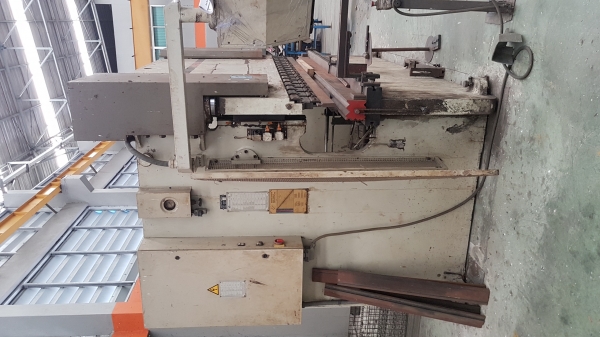 ขายเครื่องตัด และเครื่องพับเหล็ก