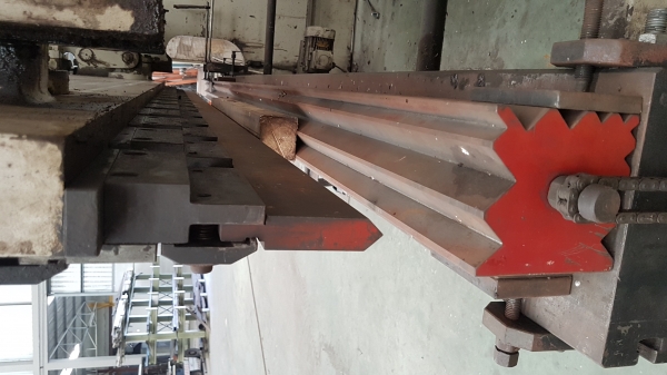 ขายเครื่องตัด และเครื่องพับเหล็ก