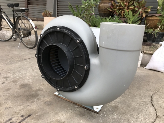 ขายพัดลมโบวเวอร์ดูด-เป่าอากาศ LAB-K 1HP. 380V วัสดุออกแบบมาใช้ในงานเคมีได้ ขนาด 8นิ้ว สภาพสวยใหม่มาก หมุนนิ่มให้ลมแรง พร้อมใช้งาน ราคา 4,800 บาท