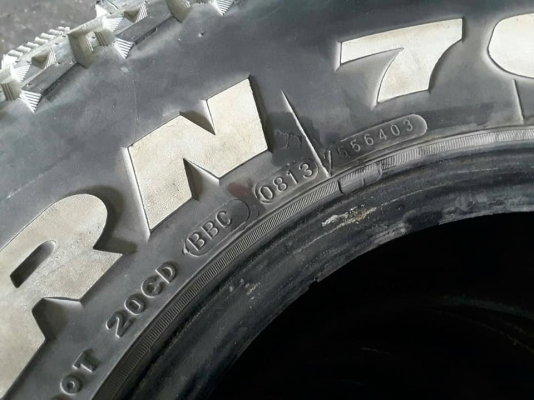 Maxxis MT 31-10.5-15 ปี13 สภาพสวยๆ 1ชุด Maxxis MT 31-10.5-15 ปี13 สภาพสวยๆ 1ชุด