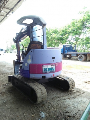 ขายรถขุด KOMATSUรุ่น PC28UU2E รถเก่านอกยังไม่เคยใช้งานในไทย เครื่องยนต์ 3D82AE-3D ปี1996 /ใบมี/หลังค