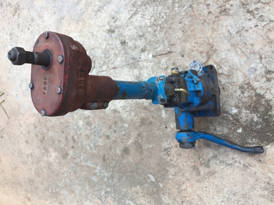 กระปุกพวงมาลัยเพาเวอร์ติดรถไถ Ford 6600