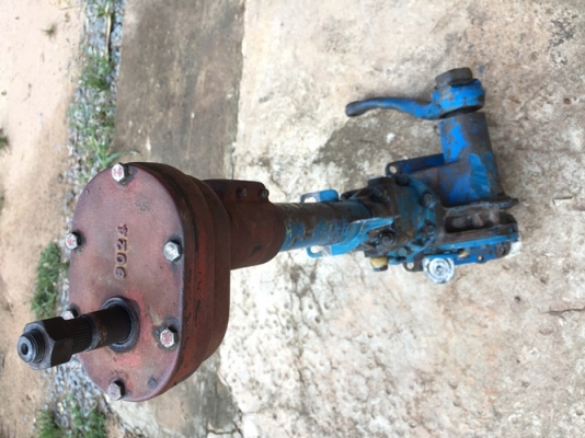 กระปุกพวงมาลัยเพาเวอร์ติดรถไถ Ford 6600