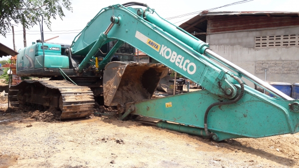 ขาย KOBELCO SK200 SUPER XM ปี 59 รถบ้าน เจ้าของขาย 3,000,000 บาท ขาย KOBELCO SK200 SUPER XM ปี 59 รถบ้าน เจ้าของขาย 3,000,000 บาท