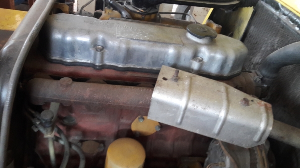 ขายรถยกฟอล์คลิฟต์ดีเซลขนาด2.5ตันเสาสูง4.3เมตรสภาพกริปๆไม่เคยใช้งานในเมืองไทยราคาไม่แพง 097-242-5958