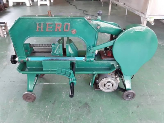 ขาย 1.2 หมื่น เครื่องเลื่อย HERO ขนาด 14 นิ้ว ใช้ไฟบ้าน รุ่นปีกใหญ่รางน้ำ ระบบไฮดรอลิคยกใช้งานปกติ มีระบบตัดอัตโนมัติ มีตัวตั้งระยะตัด มีตัวกดถ่วงน้ำหนัก สภาพสวยแน่น ราคานี้สำหรับงานดี ของแท้ มีคุณภาพ รับประกันความพร้อมใช้งาน ขายของดี เชิญชมสินค้าได้ที่ ซ