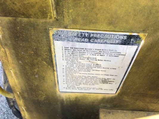 ขาย 680,000 บาท DYNAPAC CA251D (2 เปลือก  2 เพลา) เครื่องดี เกียร์แรง ระบบสั่นสะเทือนแรง  เอกสารเล่มทะเบียน  รถอยู่  บางนา โทร 0610710295