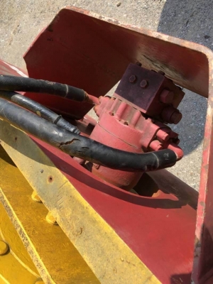 ขาย 680,000 บาท DYNAPAC CA251D (2 เปลือก  2 เพลา) เครื่องดี เกียร์แรง ระบบสั่นสะเทือนแรง  เอกสารเล่มทะเบียน  รถอยู่  บางนา โทร 0610710295