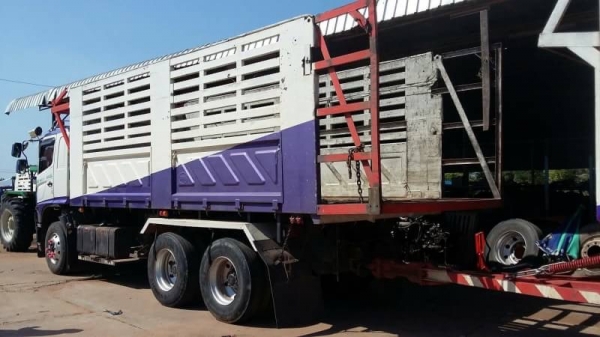 ขาย 1,690,000 สิบล้อแม่เดี่ยว 2 เพลา HINO 344 ปี 52 ดั้มสามมิตร เครื่องดี เกียร์ดี หัวบาง ยางดี ครัชซีสวย รถอยู่ ยโสธร 090-772-3710 090-772-3708