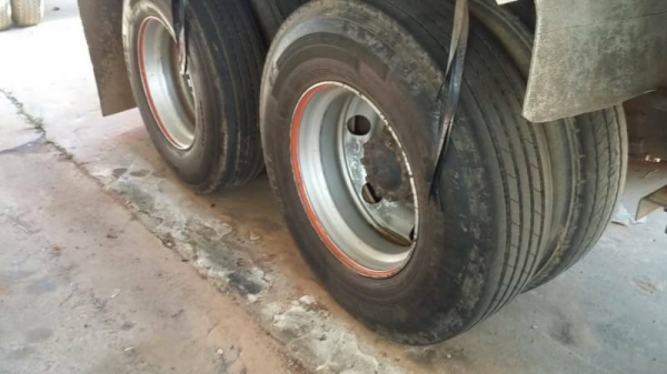 ขาย 1,690,000 สิบล้อแม่เดี่ยว 2 เพลา HINO 344 ปี 52 ดั้มสามมิตร เครื่องดี เกียร์ดี หัวบาง ยางดี ครัชซีสวย รถอยู่ ยโสธร 090-772-3710 090-772-3708