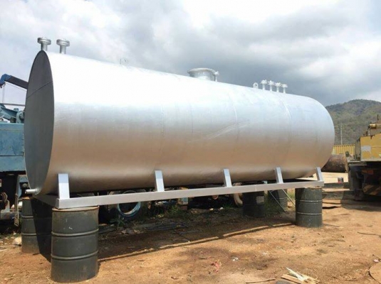 ถังน้ำมันเหล็ก 20,000 ลิตร