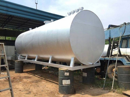 ถังน้ำมันเหล็ก 20,000 ลิตร