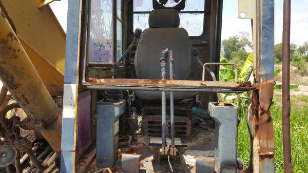 ขายแพ็คคู่ แบคโฮ KOMATSU PC120-3 เอกสารใบซื้อขาย กับรถเทนเลอร์ท้ายลาด 10 ล้อ หัวยาว เครื่อง 6BD1 165 แรงม้า เฟืองท้ายใหญ่ เล่มทะเบียนครบ ขายแพ็คคู่ แบคโฮ KOMATSU PC120-3 เอกสารใบซื้อขาย กับรถเทนเลอร์ท้ายลาด 10 ล้อ หัวยาว เครื่อง 6BD1 165 แรงม้า เฟืองท้ายใหญ่ เล่มทะเบียนครบ