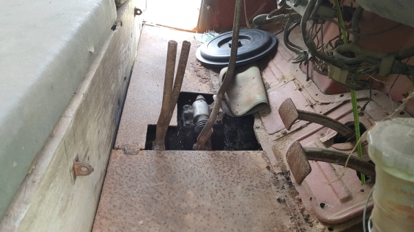 ขายแพ็คคู่ แบคโฮ KOMATSU PC120-3 เอกสารใบซื้อขาย กับรถเทนเลอร์ท้ายลาด 10 ล้อ หัวยาว เครื่อง 6BD1 165 แรงม้า เฟืองท้ายใหญ่ เล่มทะเบียนครบ ขายแพ็คคู่ แบคโฮ KOMATSU PC120-3 เอกสารใบซื้อขาย กับรถเทนเลอร์ท้ายลาด 10 ล้อ หัวยาว เครื่อง 6BD1 165 แรงม้า เฟืองท้ายใหญ่ เล่มทะเบียนครบ