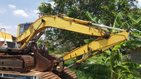 ขายแพ็คคู่ แบคโฮ KOMATSU PC120-3 เอกสารใบซื้อขาย กับรถเทนเลอร์ท้ายลาด 10 ล้อ หัวยาว เครื่อง 6BD1 165 แรงม้า เฟืองท้ายใหญ่ เล่มทะเบียนครบ ขายแพ็คคู่ แบคโฮ KOMATSU PC120-3 เอกสารใบซื้อขาย กับรถเทนเลอร์ท้ายลาด 10 ล้อ หัวยาว เครื่อง 6BD1 165 แรงม้า เฟืองท้ายใหญ่ เล่มทะเบียนครบ