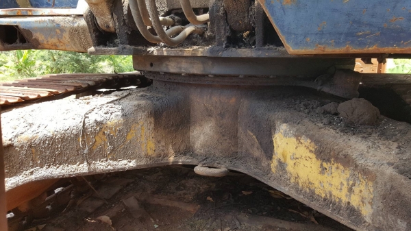 ขายแพ็คคู่ แบคโฮ KOMATSU PC120-3 เอกสารใบซื้อขาย กับรถเทนเลอร์ท้ายลาด 10 ล้อ หัวยาว เครื่อง 6BD1 165 แรงม้า เฟืองท้ายใหญ่ เล่มทะเบียนครบ ขายแพ็คคู่ แบคโฮ KOMATSU PC120-3 เอกสารใบซื้อขาย กับรถเทนเลอร์ท้ายลาด 10 ล้อ หัวยาว เครื่อง 6BD1 165 แรงม้า เฟืองท้ายใหญ่ เล่มทะเบียนครบ