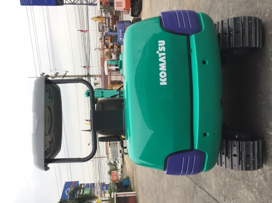 รถขุด Komatsu PC30R มือสอง นำเข้าจากญี่ปุ่น ทำสีใหม่ พร้อมใช้งาน