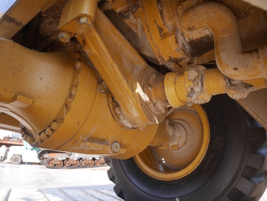 รถญี่ปุ่นเกรดA ขายถูก CAT 936F รถสวยมาก นำเข้าจากญี่ปุ่น โทร.090-986-2521 อ๊อบ