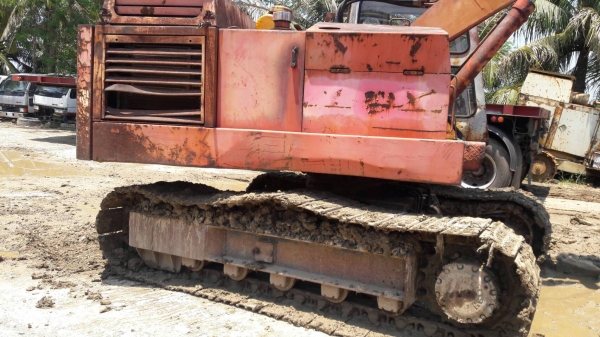 ขายถูกรถขุด YUTANI รุ่น YS450  เครื่อง 6DS7 ขนาด6 สูบ มาพร้อมตัวหนีบหรือจะเอาแบบบุ้งกี๋ก็ได้ รถขนาด120 เก่านอกมีเอกสารทดลองขับได้