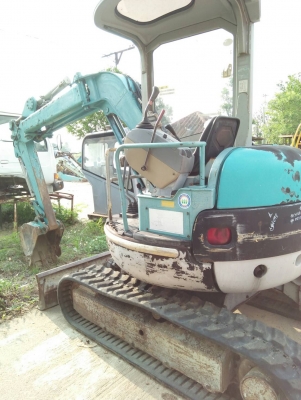 ขายรถขุดจากJAPAN ยี่ห้อ KOBELCO รุ่น SK30UR เก่านอกสภาพสวย คอนโทรลน้ำมัน / ออฟเซ็ทบูม /ปั้มนิ้ว/แทรค