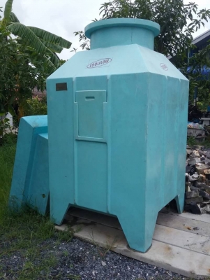 ขาย 4 หมื่น คูลลิ่งทาวเวอร์ 120 ตัน ครบชุดทั้งระบบ พร้อมใช้งานของใหม่นำเข้า ปี 2013 Stoker Concast อินเดีย มอเตอร์พัดลมครบชุด เติมอากาศ และ ระบายความร้อนก่อนผ่านกระเปาะเปียก รวมปั๊มน้ำจ่ายและป้อนเข้าระบบ มีชุดตู้คอนโทรลไฟฟ้าควบคุม มีชุดไซเรนเตือนเวลาน้ำแห