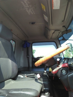 ขายรถบรรทุก6ล้อฮีโน่175แรงปี58รถสวยเครื่องดีแชชซีสวยแอร์เย็นยางใหม่6เส้น