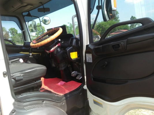 ขายรถบรรทุก6ล้อฮีโน่175แรงปี58รถสวยเครื่องดีแชชซีสวยแอร์เย็นยางใหม่6เส้น