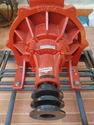 ขายปั้มน้ำพร้อมรถเข็นสภาพยังใหม่ ซื้อมายังไม่ได้ใช้ ราคา 7,500 บ. สนใจติดต่อ 08 4056 0785