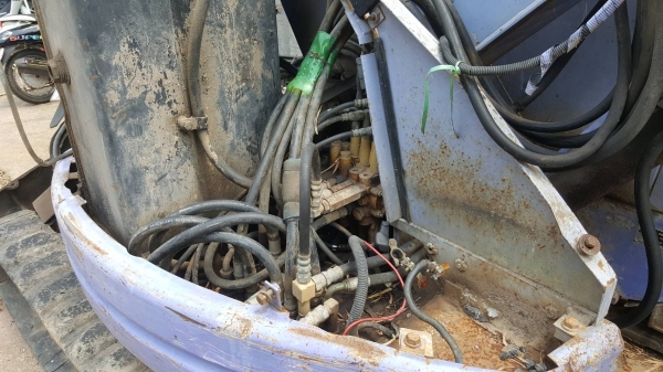 ขายตามสภาพ แบคโฮ KOMATSU PC50UU-2 เครื่องซ่อมเสร็จแล้วยังไม่ได้ยกใส่ ช่วงล่างดี เอกสารใบซื้อขาย ราคาต่อรองได้