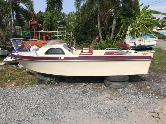 เรือยามาฮ่า F15 เรือเปล่า