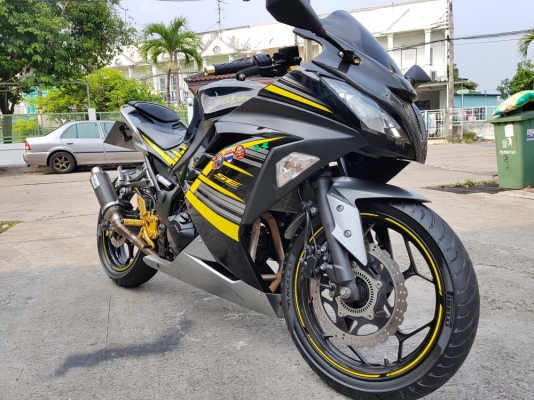 Ninja300 2015 abs รถบ้านมือเดียว วิ่งน้อย ฟรีดาวน์ Ninja300 2015 abs รถบ้านมือเดียว วิ่งน้อย ฟรีดาวน์
