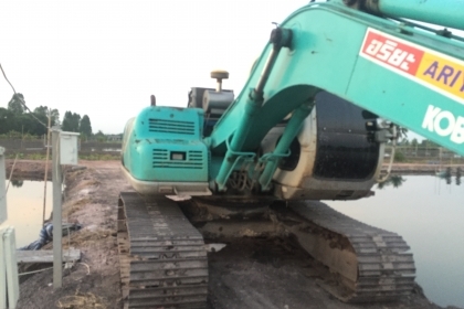 ขายKOBECO SK120MARK5 มีเอกสารใบอินวอย สภาพพร้อมใช้งาน ระบบไฟฟ้าครบ ช่วงล่างแน่น รถไม่เคยมีปัญหา เจ้าของใช้งานขับเอง ราคาต่อรองคุยกันได้ค้ะ โทร 0616613023 แพรว