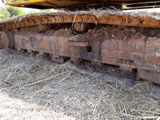 รถแบ็คโฮ KOBELCO SK200 MARK 3 เอกสารเล่มทะเบียน พร้อมใช้งาน อยู่ยโสธร ราคา460,000บ. สนใจ 0835601591