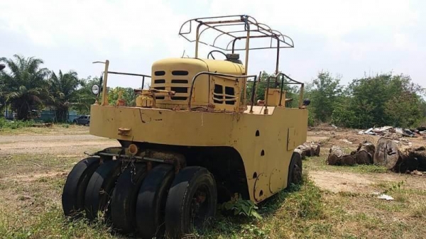 รถบด WATANABE