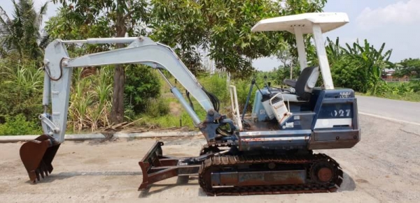 ขายด่วน235,000฿รถแบคโฮKUBOTAคูโบต้าKX27เทียบเท่าPC30เครื่องคูโบต้าตัวใหม่คอลโทลสั้นปั่มแรงรถนอกเพิ่งนำเข้ามาใหม่ยังไม่เคยใช้งานในเมืองไทยเลย