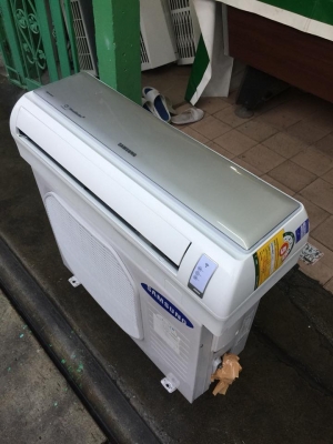 **** ขายแอร์ Samsung 12500 BTU สภาพสวย ****