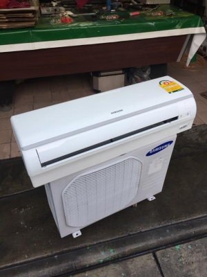 **** ขายแอร์ Samsung 12500 BTU สภาพสวยมาก ****