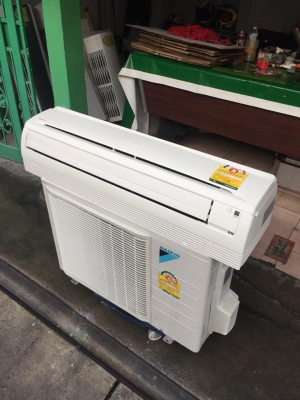 **** ขายแอร์ DAIKIN 18000 BTU แอร์ปี2015 ****