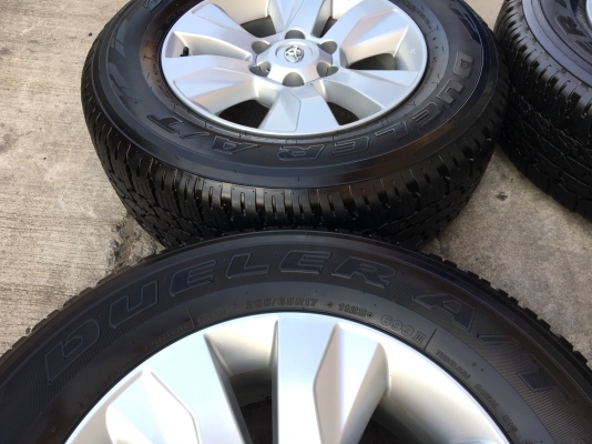 ล้อแม็ก Toyota Revo ขอบ17 พร้อมยาง Bridgestone 265-65-17 ปี 17