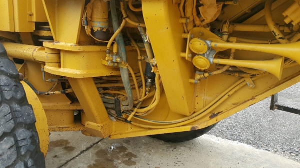 รถเกรด CAT 140H VHP S/N 2ZK5701 รถเกรด CAT 140H VHP S/N 2ZK5701