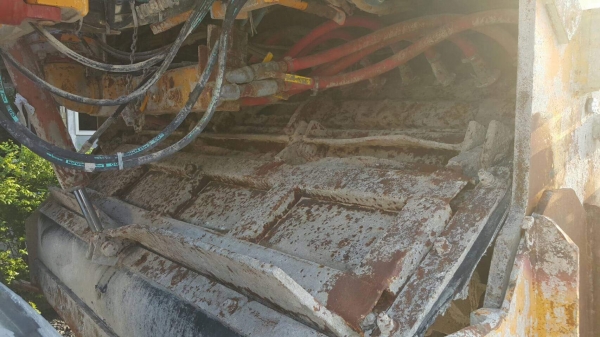 รถกัด CMI 650 ปี 2001 รถกัด CMI 650 ปี 2001