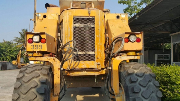 รถกัด CMI 650 ปี 2001 รถกัด CMI 650 ปี 2001