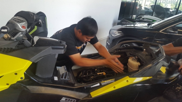 บริการรับซ่อมเจ็ทสกี ทุกรุ่น ทุกยี่ห้อ