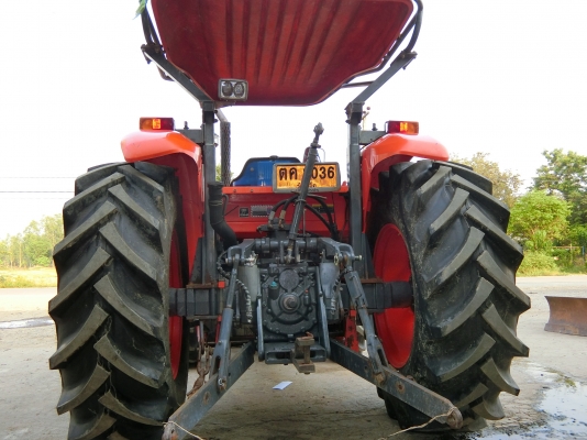 ❥สินค้าเข้าใหม่ร้อนๆ????????รุ่นM9540 รถสวยสีเดิมๆจากโรงงานเครื่องดีเกียร์ดี???????? ชั่วโมงทำงานน้อยมาก2368ชม จดทะเบียนปี53 พร้อมโอน ราคา680000บาท  พร้อมอุปกรณ์ 2ชิ้น ใบดันหน้า+ผาน7 บริการจัดส่งฟรี ↠↠สนใจติดต่อสอบถาม↠0906910337 ⛽️พิกัดร้าน ส.เจริญแทรกเตอ