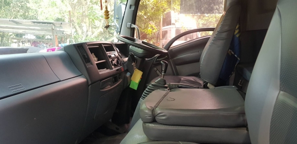 ขาย6ล้อFTR CNG ตู้10บาน เพื่อนฝากขายสนใจโทร 0819480361 โชติ