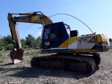 KOBELCO SK 200-3 เล่มทะเบียนไฟตัดเครื่องเอวมีขยับนิดๆช่วงล่างแน่นพร้อมใช้ราคา 495,000 รถยโสธร KOBELCO SK 200-3 เล่มทะเบียนไฟตัดเครื่องเอวมีขยับนิดๆช่วงล่างแน่นพร้อมใช้ราคา 495,000 รถยโสธร